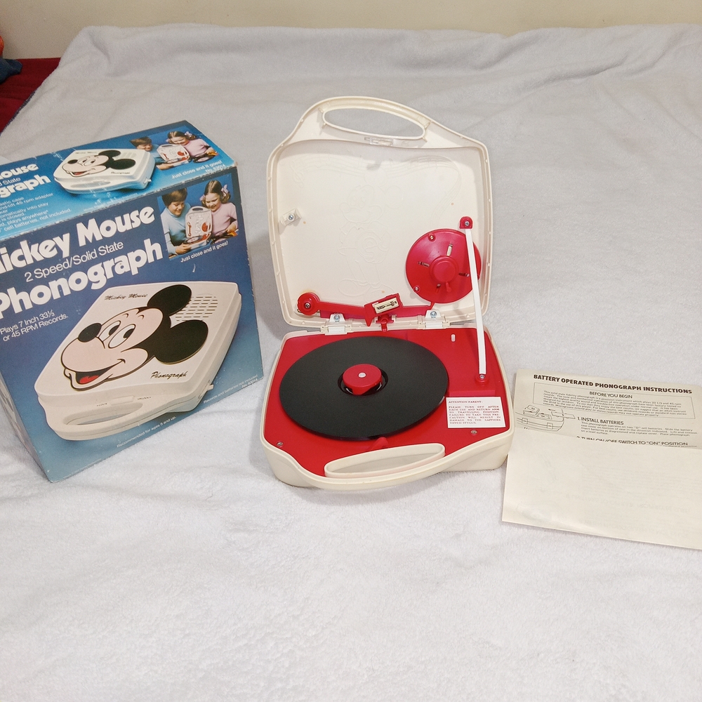 1970s VINTAGE WALT DISNEY'S MICKEY MOUSE PHONOGRAPH W/ ORIGINAL BOX UNTESTED - Picture 10 of 10